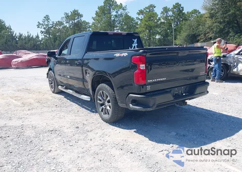 2019 Chevrolet Silverado 1500 Rst z USA, uszkodzony, nr VIN 3GCUYEED0KG232079